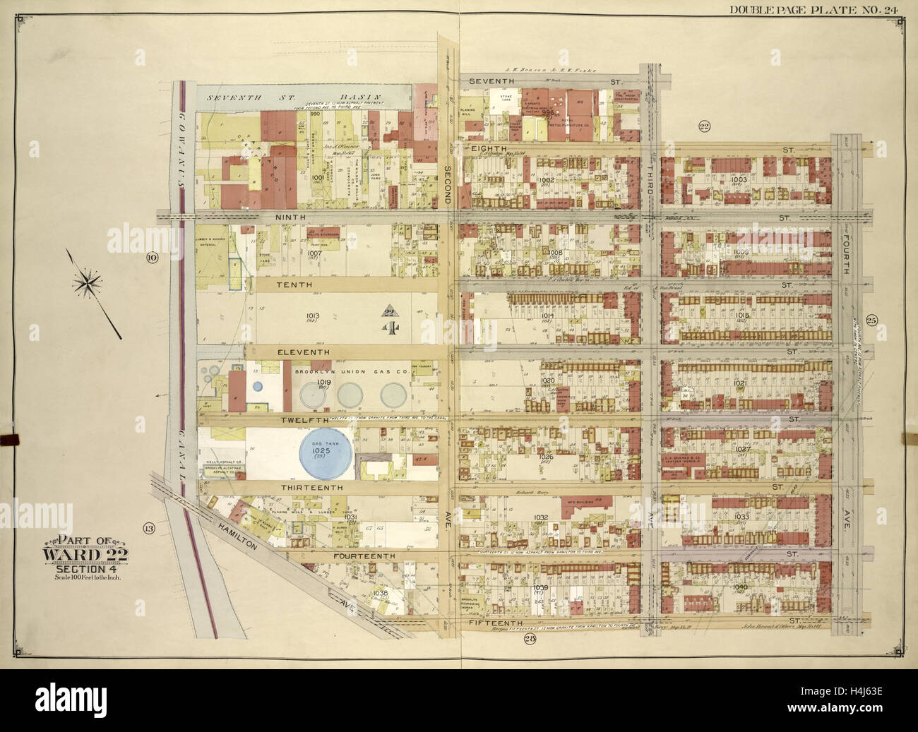 Brooklyn, Vol. 1, double plaque page no 24 ; partie de quartiers 22, Section 4 ; site borné par 7e St., 8th St., 4th Ave. Banque D'Images