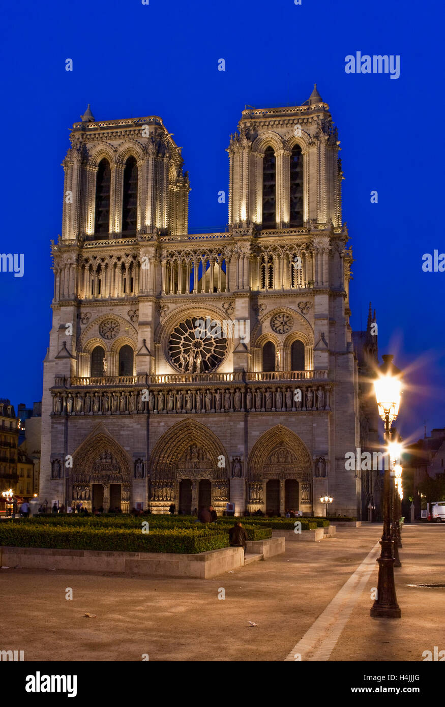 La Cathédrale Notre Dame de Paris la nuit, Paris, France, Europe Banque D'Images