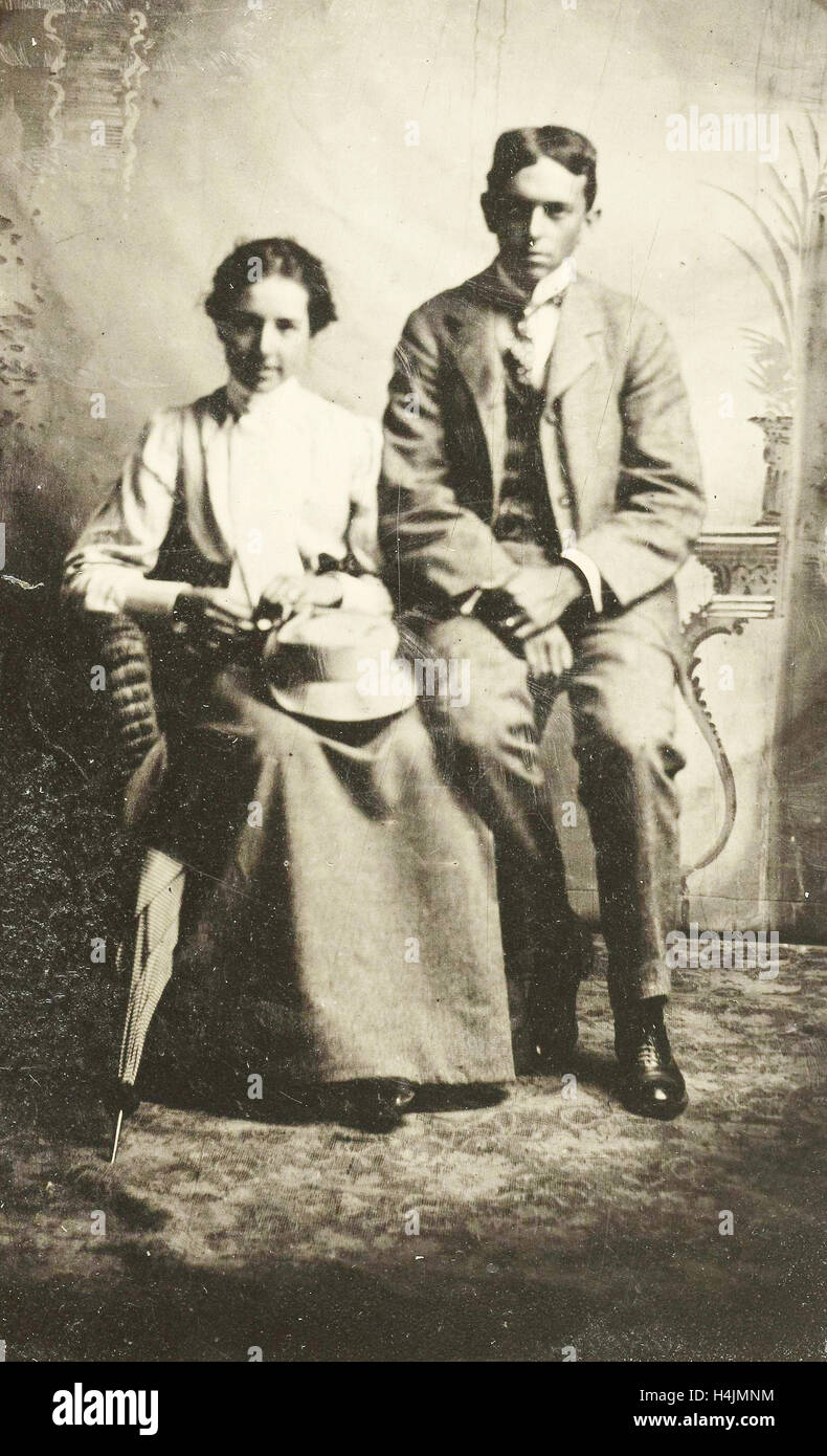 Portrait d'un homme et femme, des montagnes Adirondack, USA, Anonyme, 1898 Banque D'Images