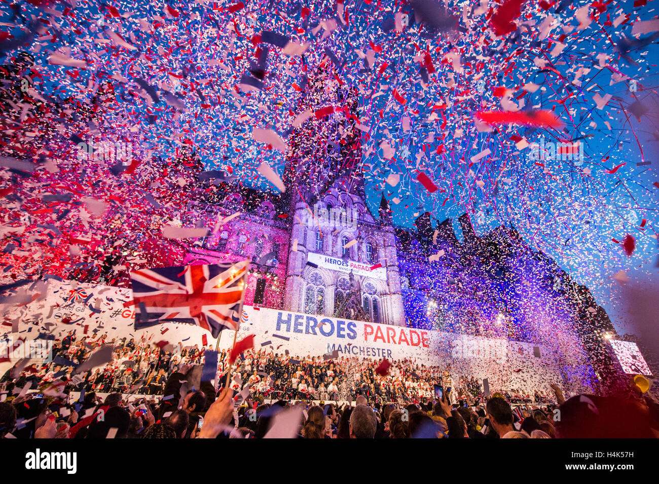 Manchester, UK. 17 octobre, 2016. Parade olympique Finale, Manchester Crédit : Jill Jennings/Alamy Live News Banque D'Images