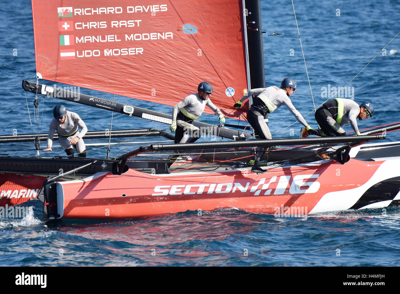 Gênes, Italie - 25 SEPTEMBRE : dernier jour de compétition pour M32 series méditerranée, un catamaran rapide à organiser la concurrence Banque D'Images