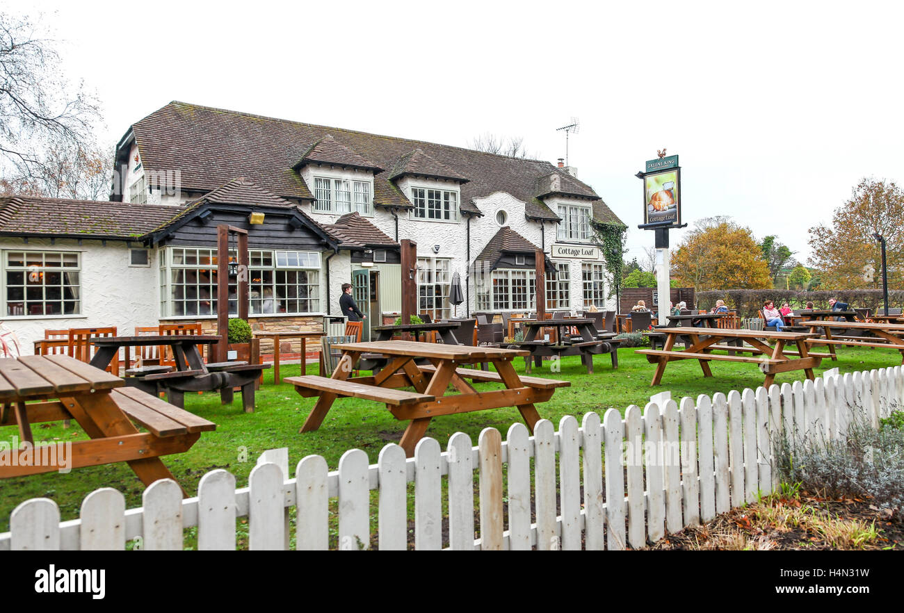 Le Cottage Loaf pub ou Inn, Thurstaston Péninsule de Wirral Merseyside North West England UK Banque D'Images