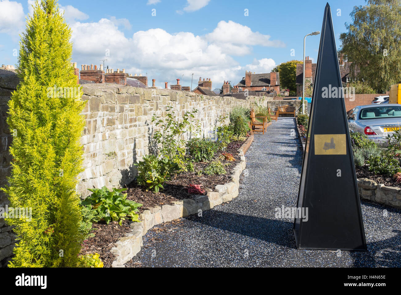 Ludlow jardin sensoriel en place du Château Parking, Ludlow qui a été financé par une subvention de Tesco Banque D'Images