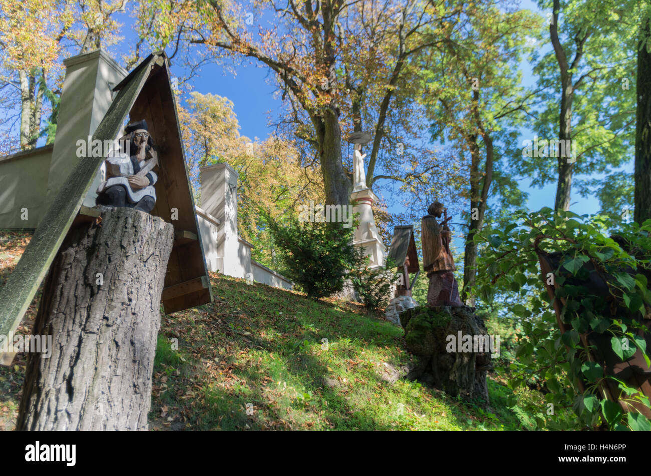 Saint Jean Nepomucene en bois de culte, Naleczow, Pologne Banque D'Images