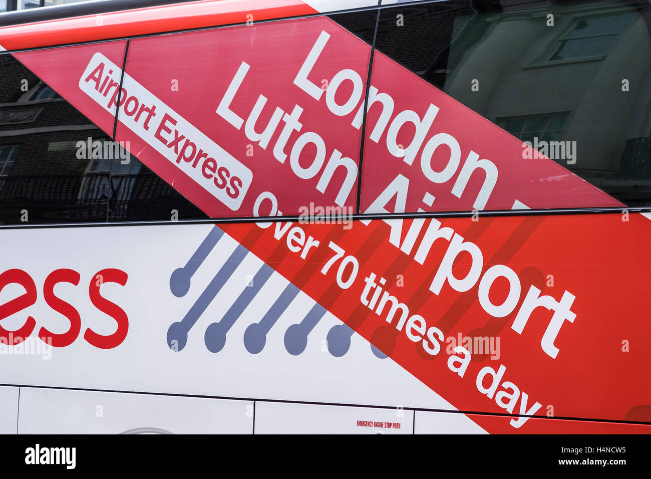 London-Luton airport express coach, Londres, Angleterre, Royaume-Uni Banque D'Images