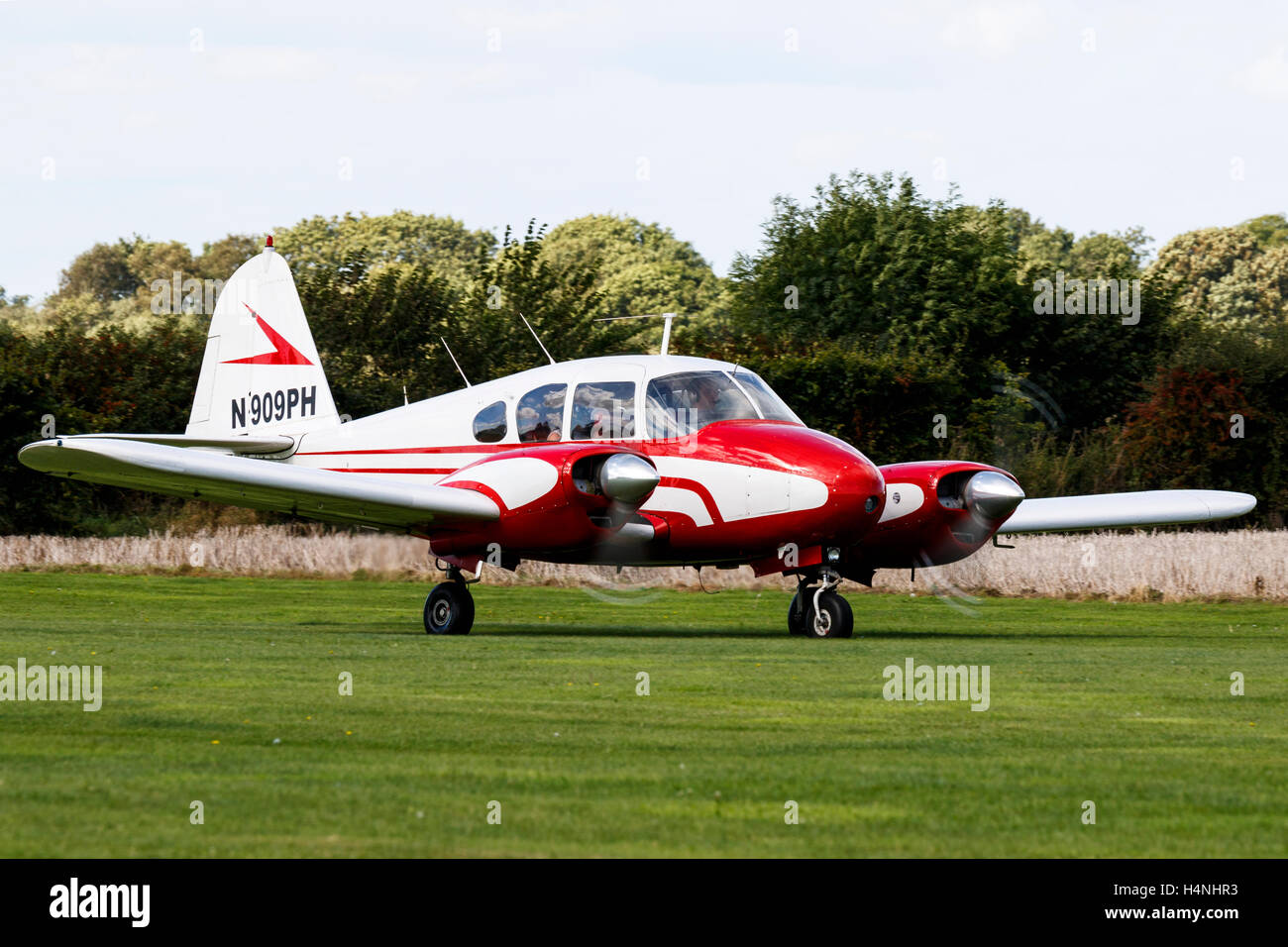 Piper Pa 23 Apache Banque D Image Et Photos Alamy