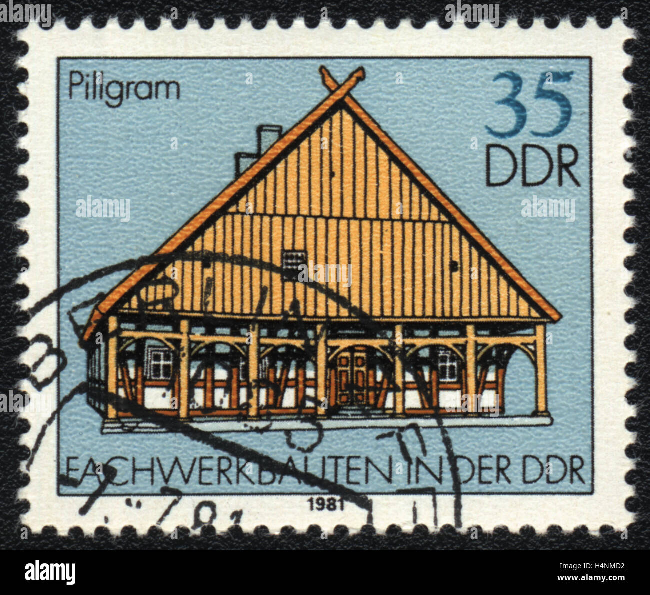 Un timbre-poste imprimé en Allemagne DDR, montre dans Pillgram, 1981 House Banque D'Images