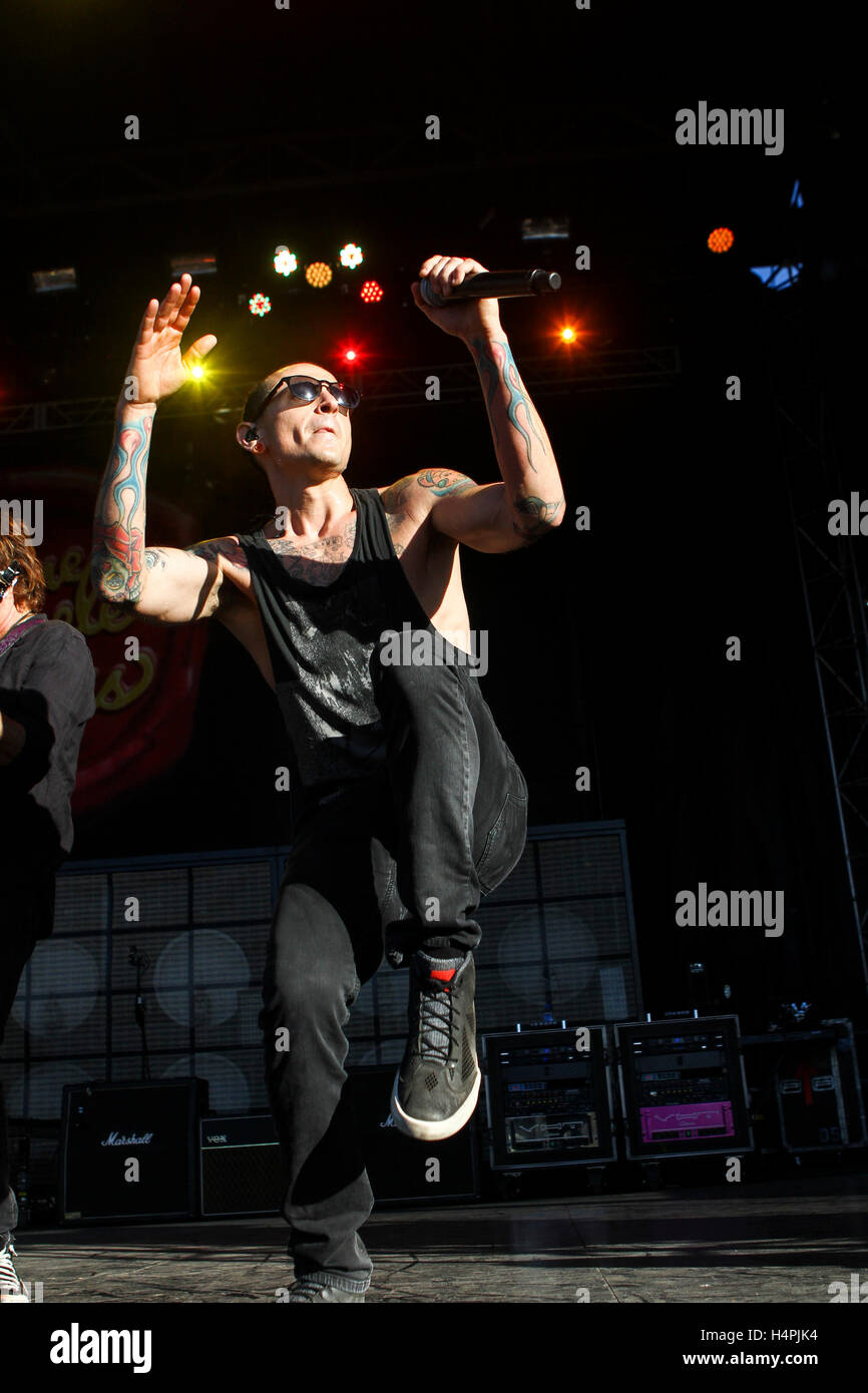 Chester Bennington le chanteur de Stone Temple Pilots effectue au Monster Energy 2015 Aftershock Festival à Gibson Ranch County Park le 25 octobre 2015 à Sacramento, Californie. Banque D'Images