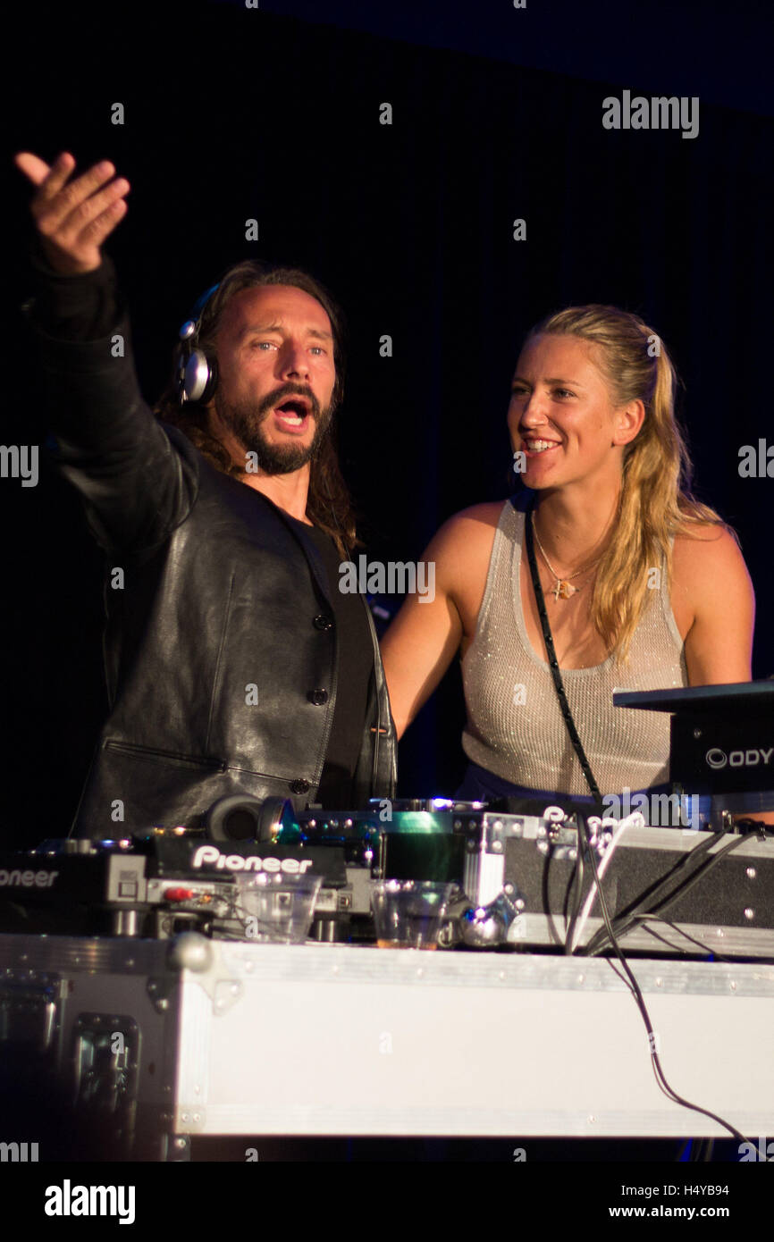 Bob Sinclair et Victoria Azarenka à Desert Smash Party le 8 mars 2016 à Rancho Mirage, CA Banque D'Images