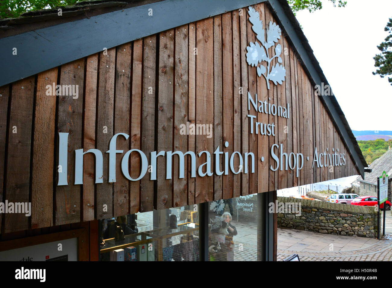 Point d'information National Trust, Derwent water, Keswick, UK Banque D'Images