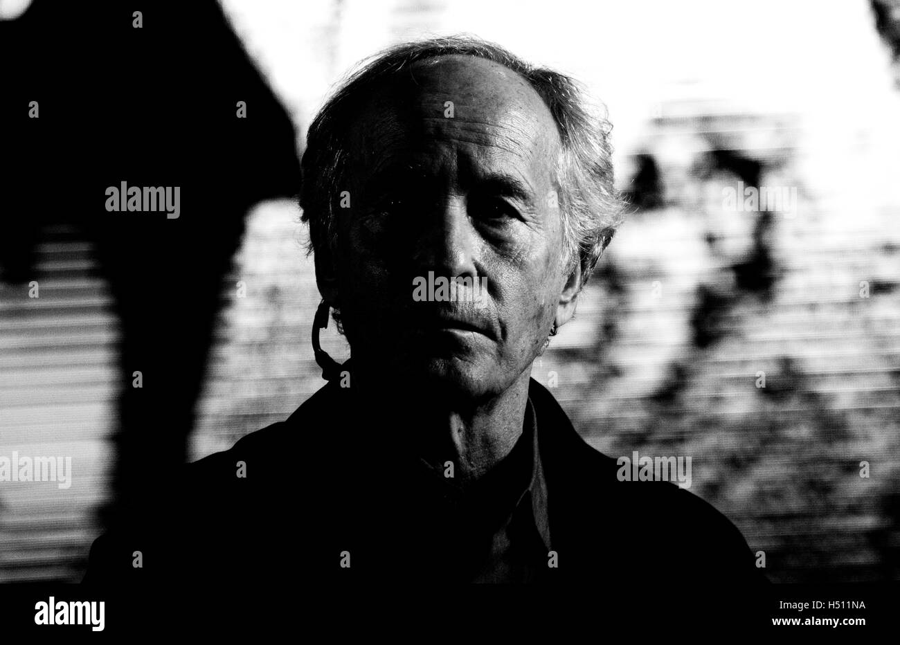 Oviedo, Espagne. 18 octobre, 2016. Noveslit américain, Richard Ford, parle durant sa conférence comme gagnant de la Princesse des Asturies Awards de la littérature avec les clubs de lecture d'Espagne à Calatrava's Palace le 18 octobre 2016 à Oviedo, Espagne. ©david Gato/Alamy Live News Banque D'Images