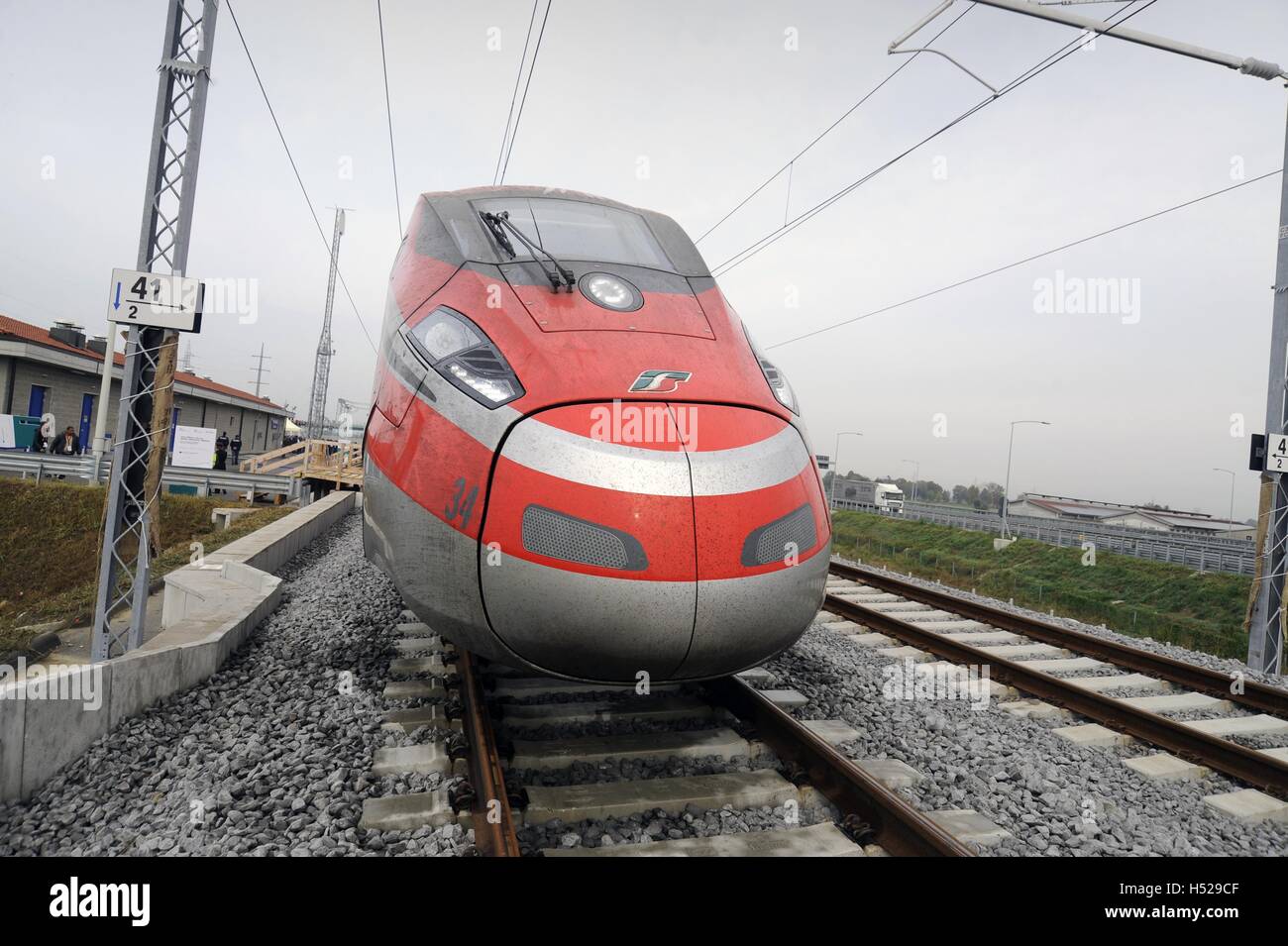 FS (Ferrovie dello Stato, chemins de fer de l'État italien), train à grande vitesse Eurostar Frecciarossa 1000 ETR Banque D'Images