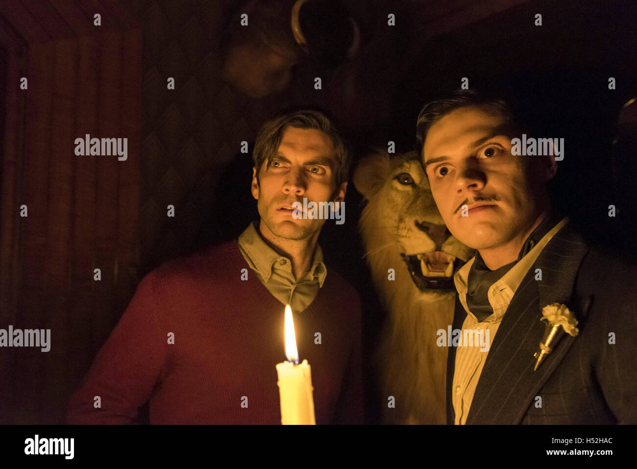 American Horror Story : Hotel est la cinquième saison de la série télévisée d'anthologie d'horreur FX American Horror Story. Cette photo est pour un usage éditorial uniquement et est l'auteur de la société film et/ou le photographe attribué par le film ou la société de production et ne peut être reproduite que par des publications dans le cadre de la promotion du film ci-dessus. Un crédit obligatoire pour l'entreprise de film est nécessaire. Le photographe devrait également être portés lorsqu'il est connu. Banque D'Images