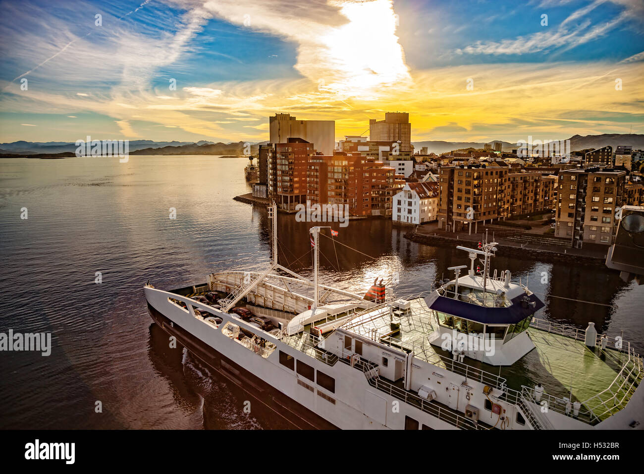 Panorama de la vue sur la ville depuis le pont à Stavanger, Norvège. Banque D'Images
