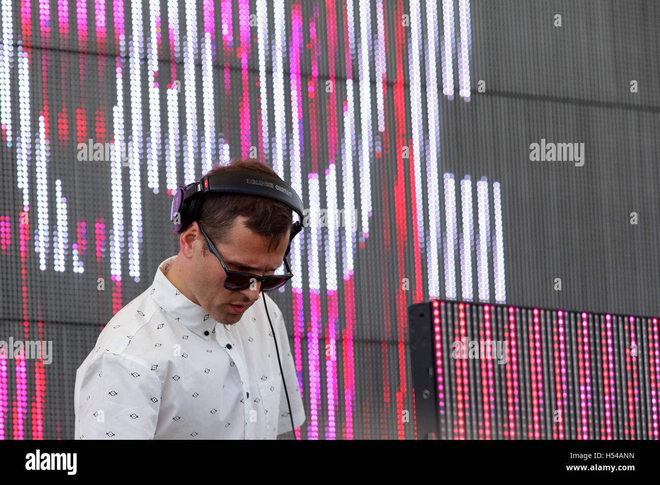 DJ Kaskade au Sirius XM Salon de Musique le 18 mars 2016 à l'hôtel 1 South Beach au club de plage privé à Miami Beach, Floride. Banque D'Images