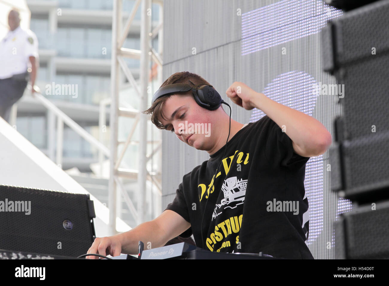 DJ Martin Garrix au Sirius XM Salon de Musique le 17 mars 2016 à l'hôtel 1  South Beach au club de plage privé à Miami Beach, Floride Photo Stock -  Alamy