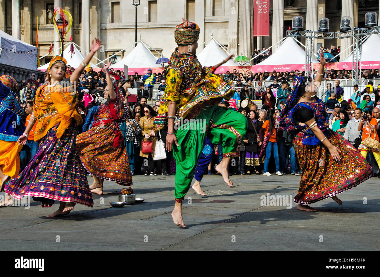 Diwali festival hindou annuel de la lumière à Trafalgar Square London Banque D'Images