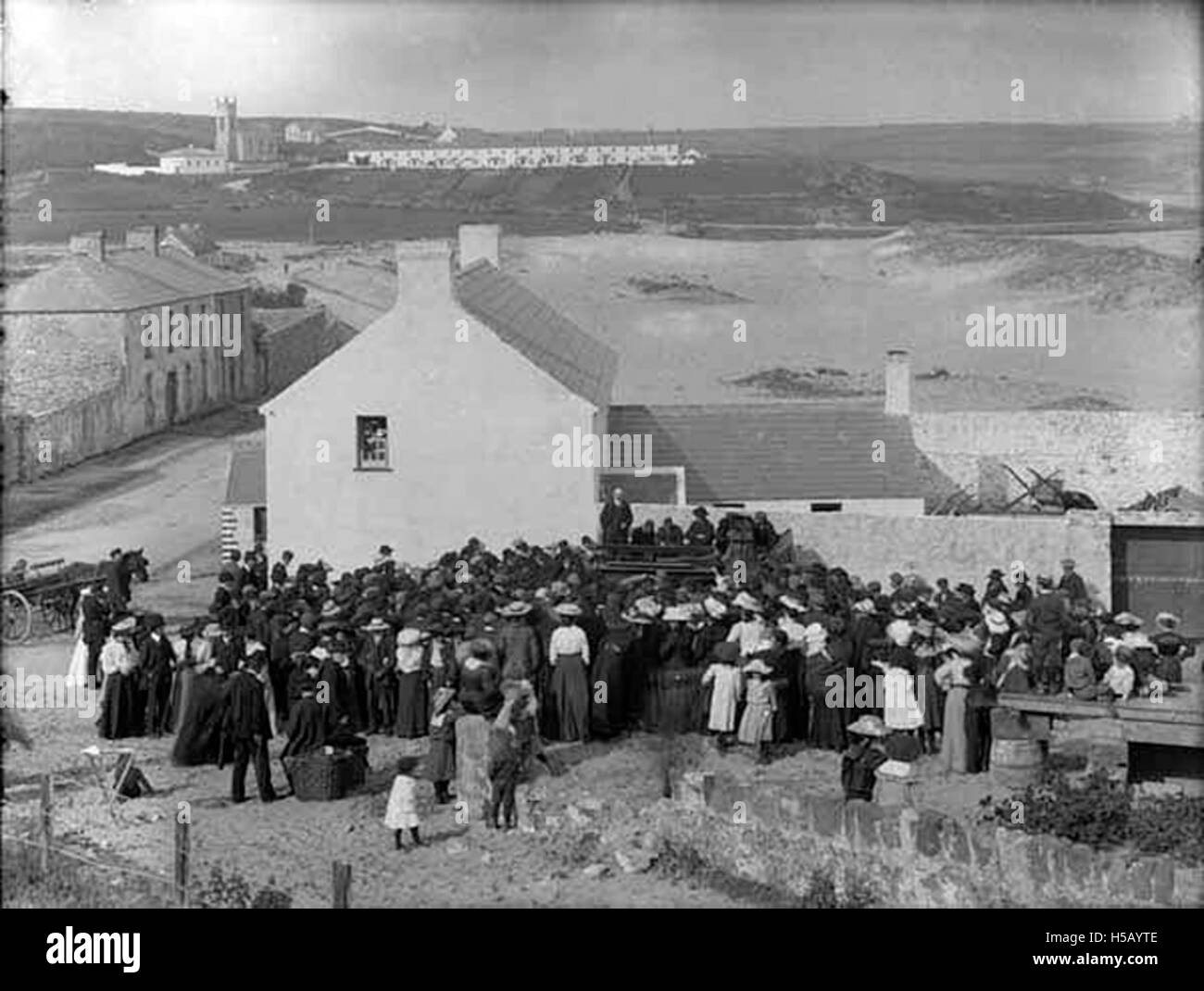 Ce titre fait référence à une date précise, le 24 juin 1906, qui peut être liée à un événement historique ou à une photographie. Un contexte plus approfondi serait nécessaire pour fournir plus de détails sur l'importance de cette date. Banque D'Images