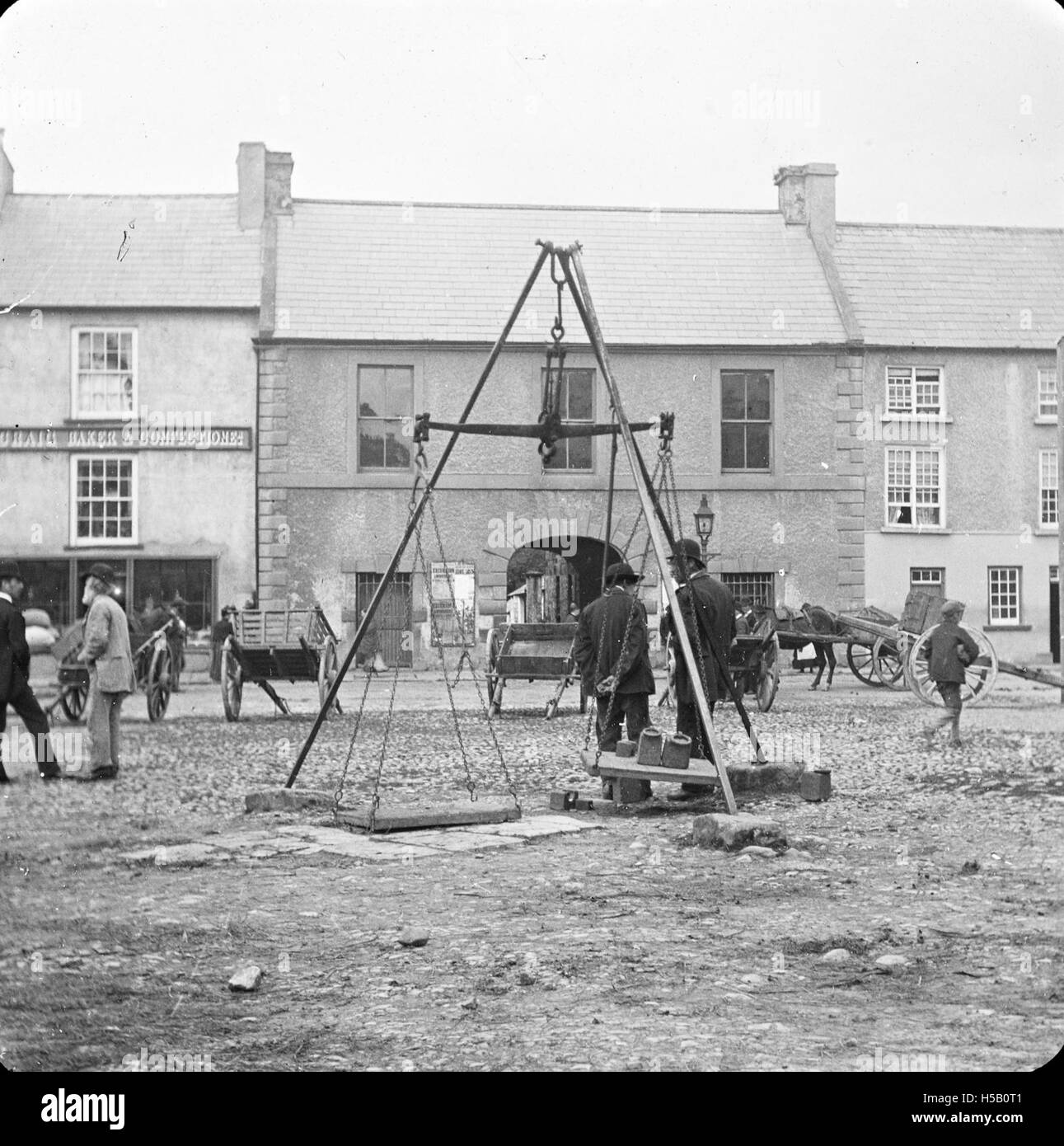 6 échelles de la ville, dans la place du marché, la ville de Donegal Banque D'Images