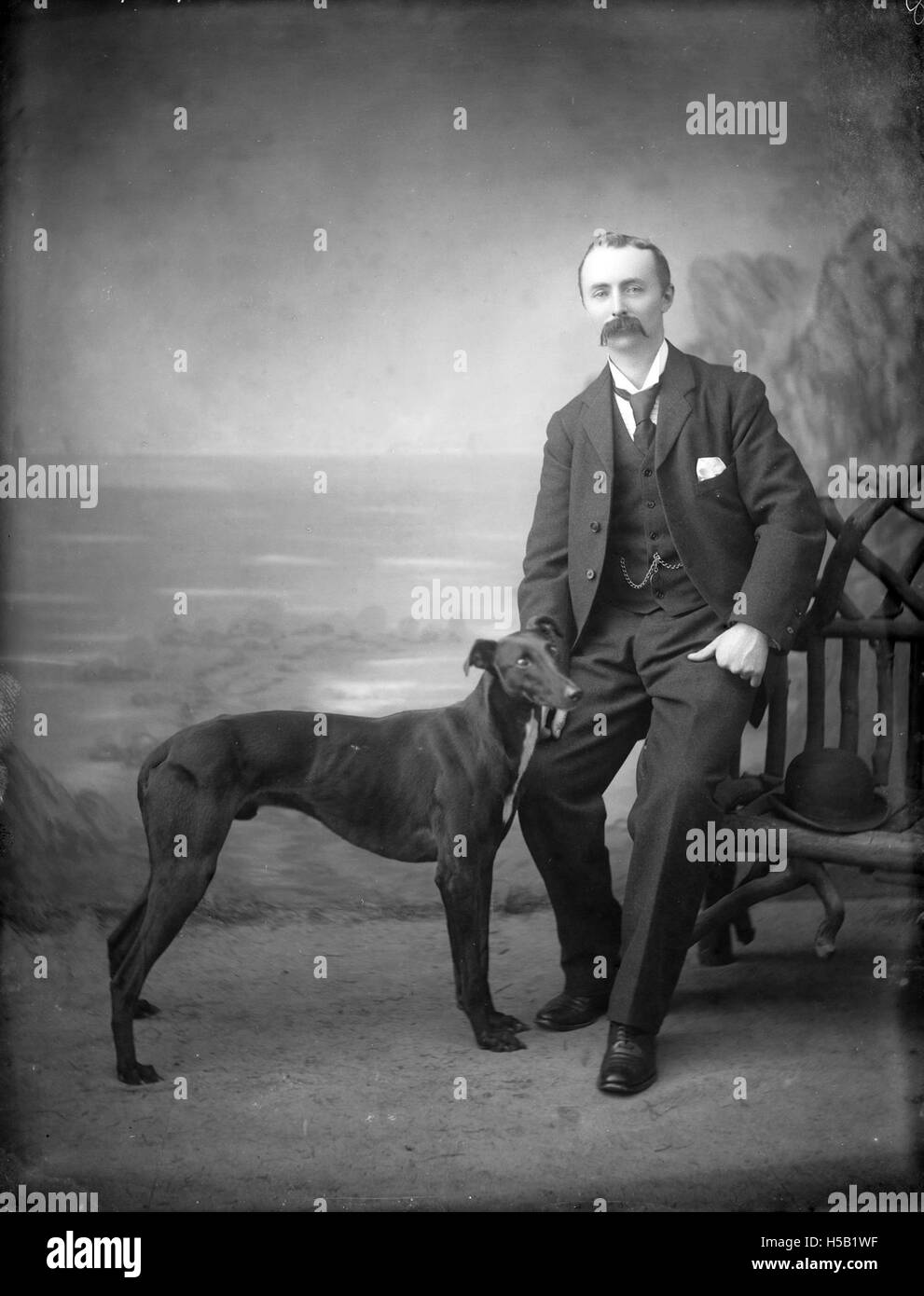 One Man and His Dog est une série télévisée populaire, axée sur les chiens de travail et le berger. Il met en évidence la relation entre les bergers et leurs chiens en milieu rural. Banque D'Images