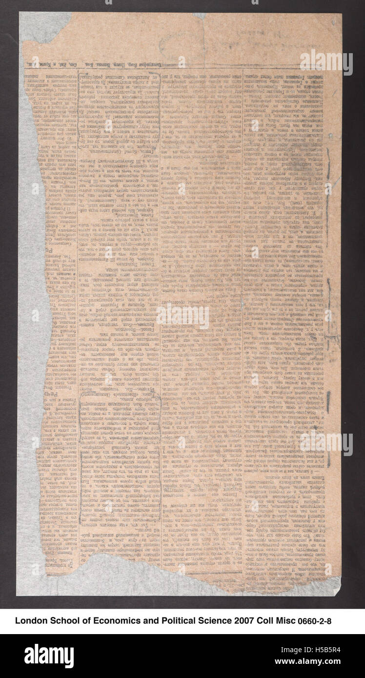 The Unknown Newspaper fait référence à une publication historique non identifiée, qui peut contenir des nouvelles importantes ou des reportages culturels d'une période donnée. Son contenu est important pour comprendre le contexte de son époque. Banque D'Images