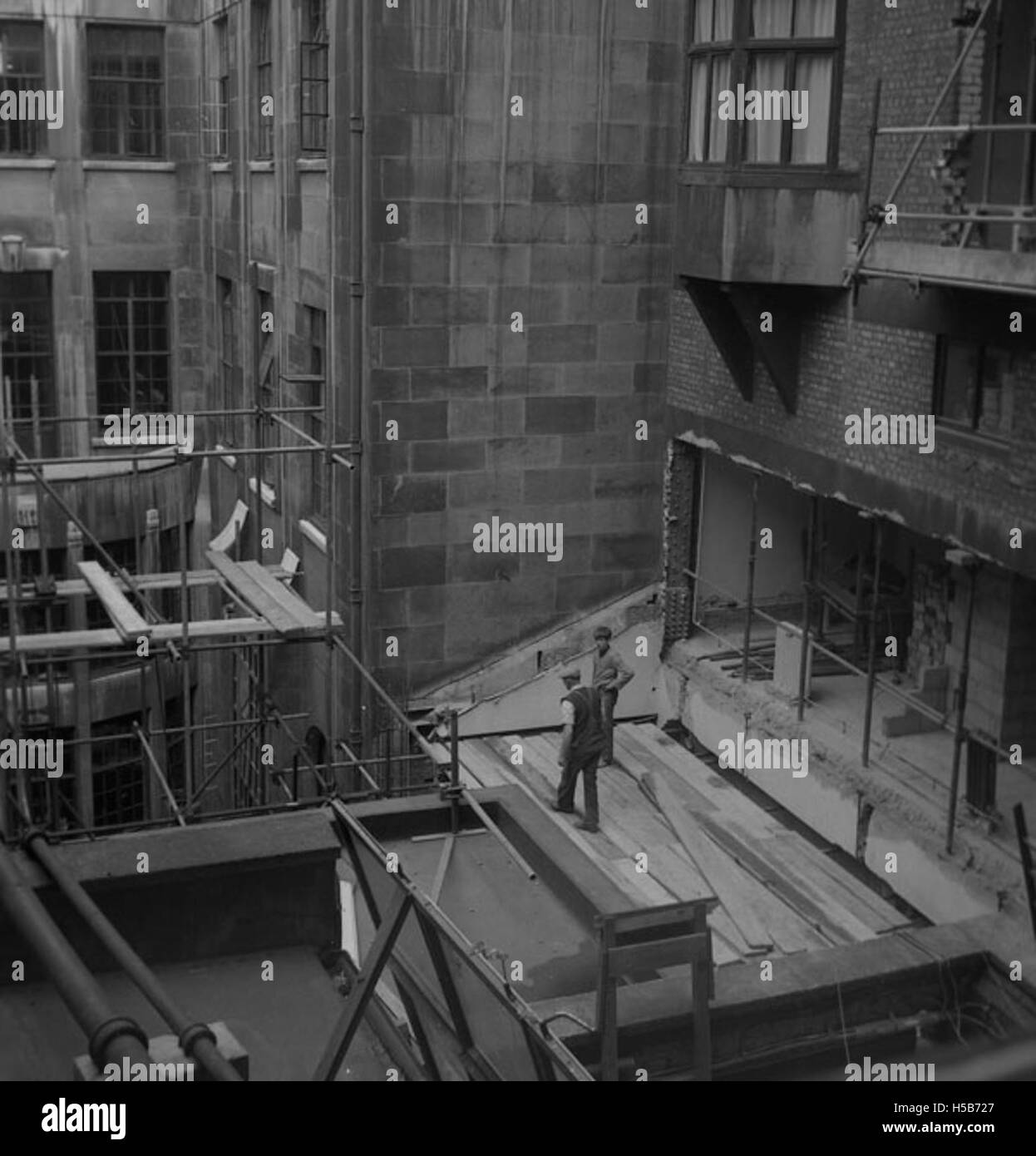Les travaux sur l'extension de la cour, 1964 Banque D'Images