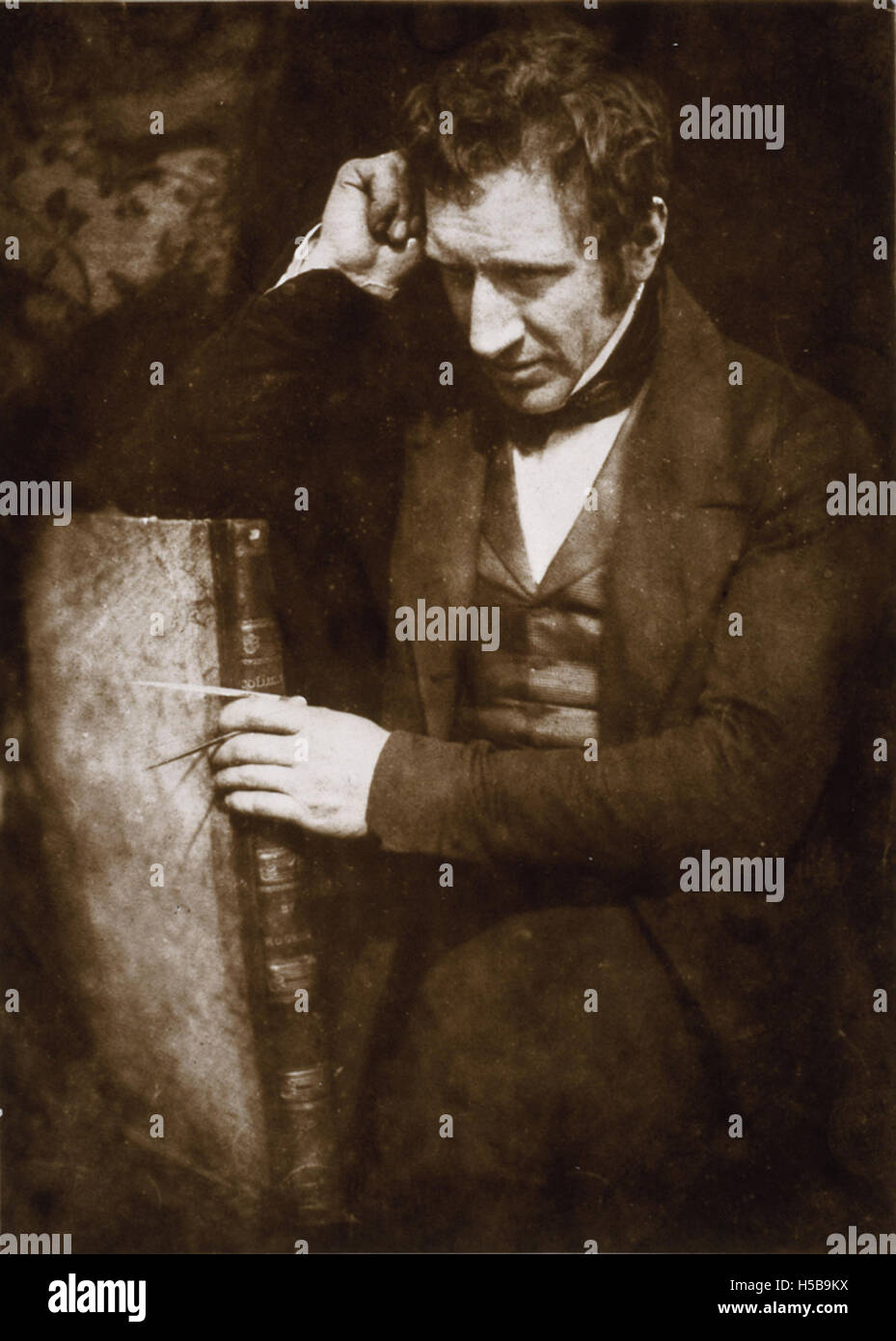 James Nasmyth (1808-1890) était un ingénieur et inventeur écossais, surtout connu pour avoir développé le marteau à vapeur. Son invention a considérablement fait progresser la fabrication industrielle, en particulier dans le travail des métaux. Le travail de Nasmyth a contribué à l'expansion de la révolution industrielle et à l'amélioration des techniques de production pour les industries métallurgiques. Banque D'Images