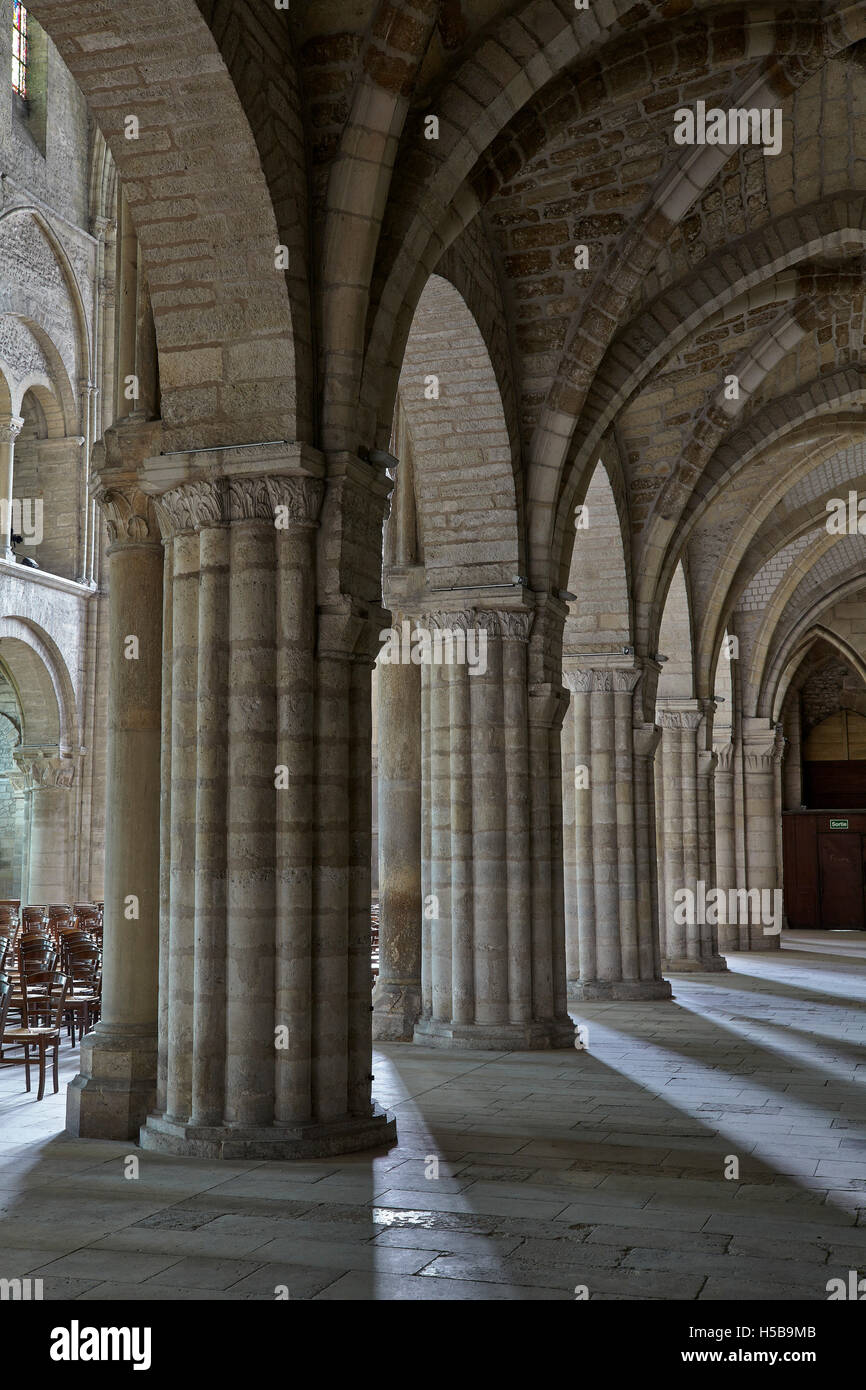 Basilique Saint Remi. XI-XV siècles. Reims. Grand Est. La France. Banque D'Images