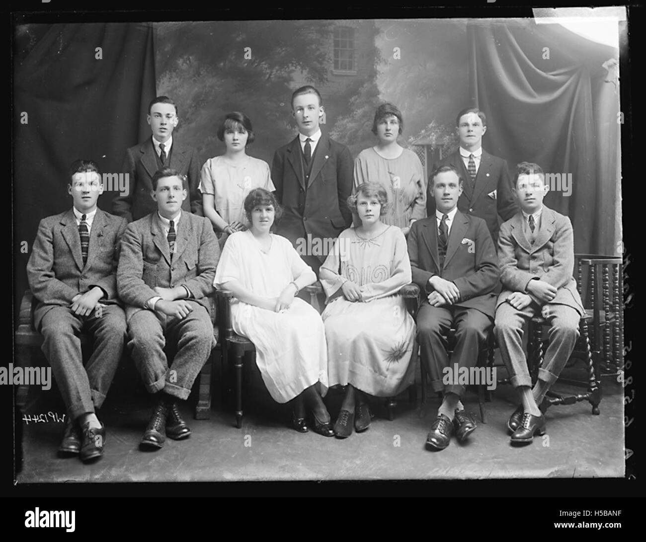 Ce titre fait référence à un parc général, peut-être un espace public ou une aire de loisirs. Un contexte plus approfondi est nécessaire pour déterminer l'emplacement ou l'importance précis du parc en question. Banque D'Images