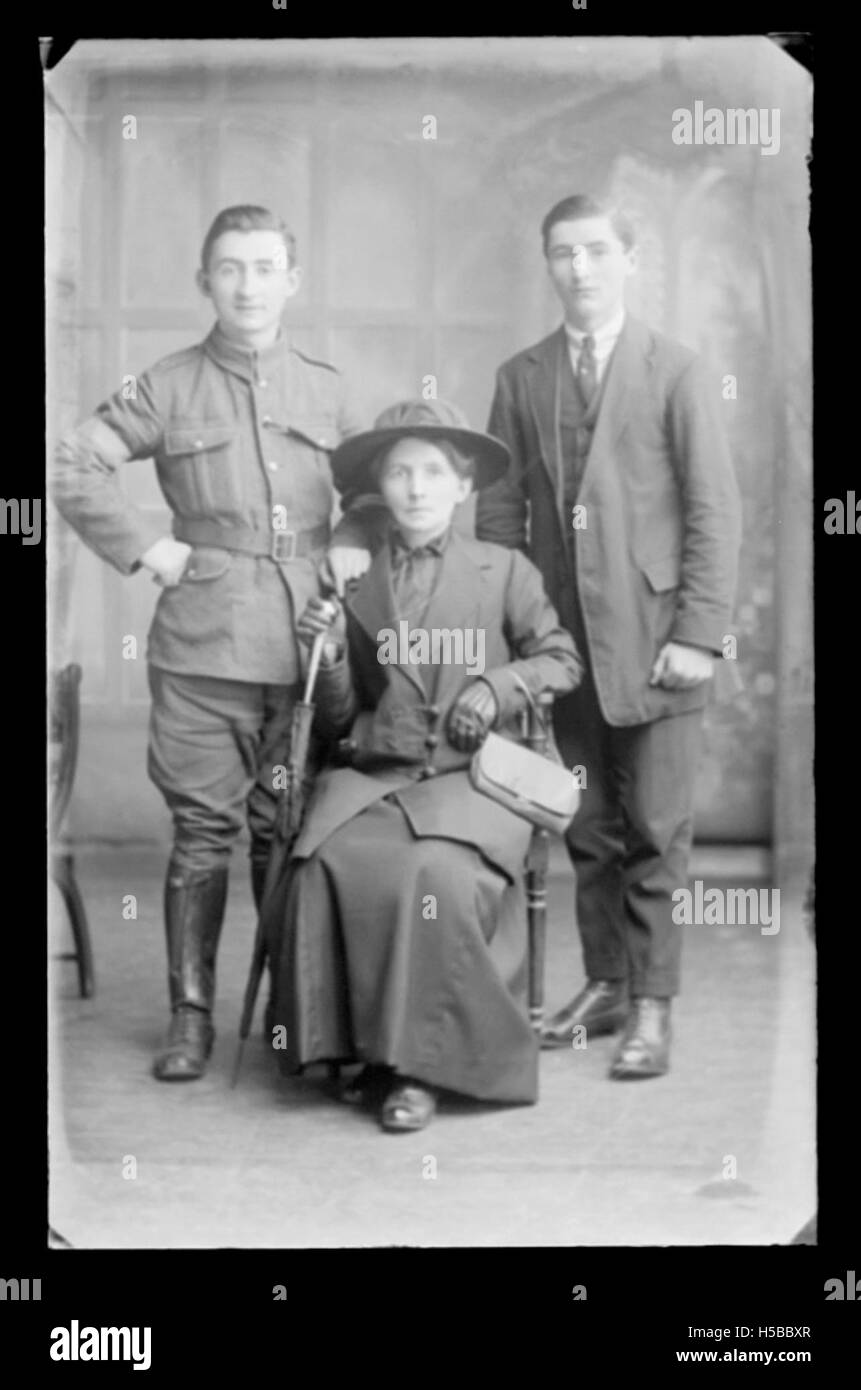 Cette entrée fait référence à un article ou enregistrement d'archives identifié par son code catalogue. Plus de détails sont nécessaires pour fournir le contexte et l'information sur sa pertinence historique. Banque D'Images