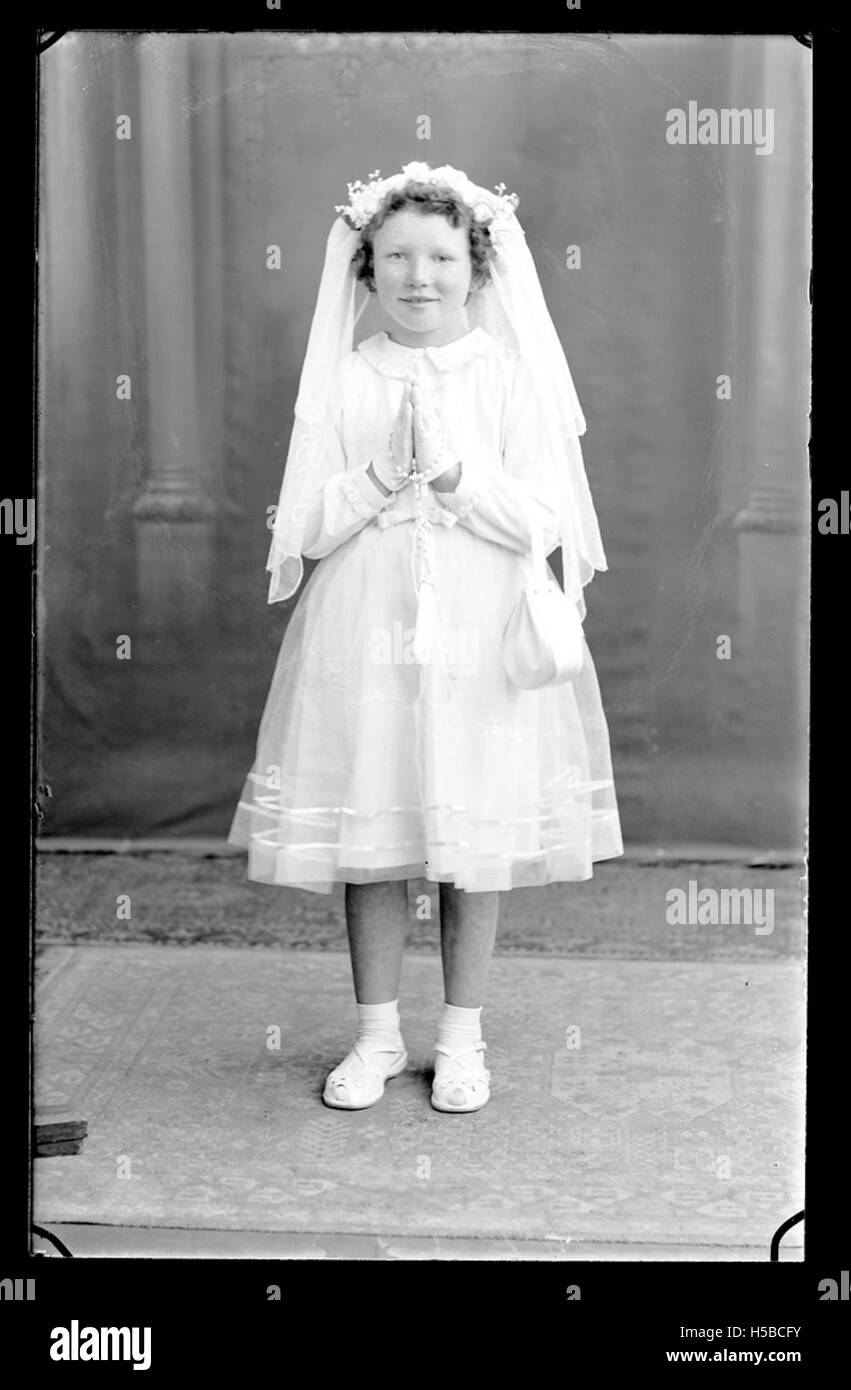 Cet enregistrement fait référence à une image d'archive spécifique identifiée par un numéro de catalogue. Le contenu de l'image n'est pas précisé, mais elle fait partie d'une collection d'archives plus vaste, probablement liée à des événements ou des figures historiques. Banque D'Images