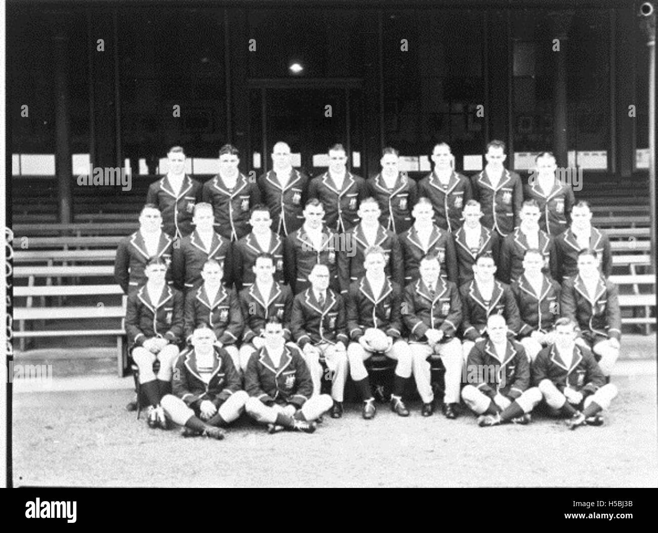 Une photographie ou un événement marquant le départ de l'équipe de football des Kangourous, avec le navire AWATEA éventuellement impliqué dans le transport ou le voyage de l'équipe pour une compétition internationale. Banque D'Images