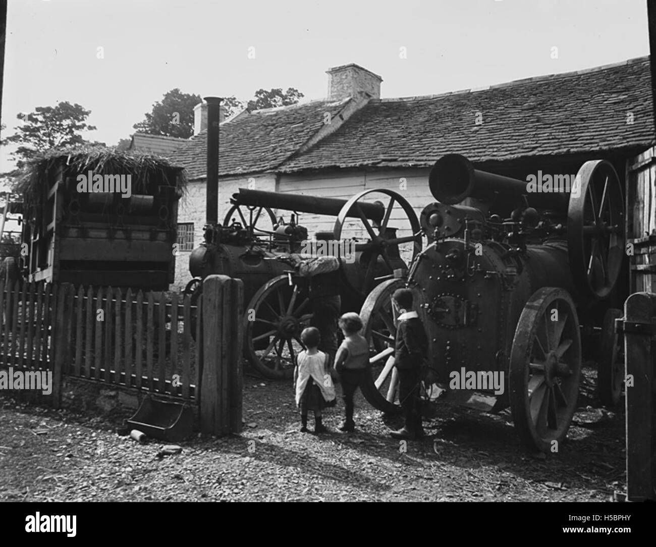 Les moteurs agricoles et batteuse Banque D'Images