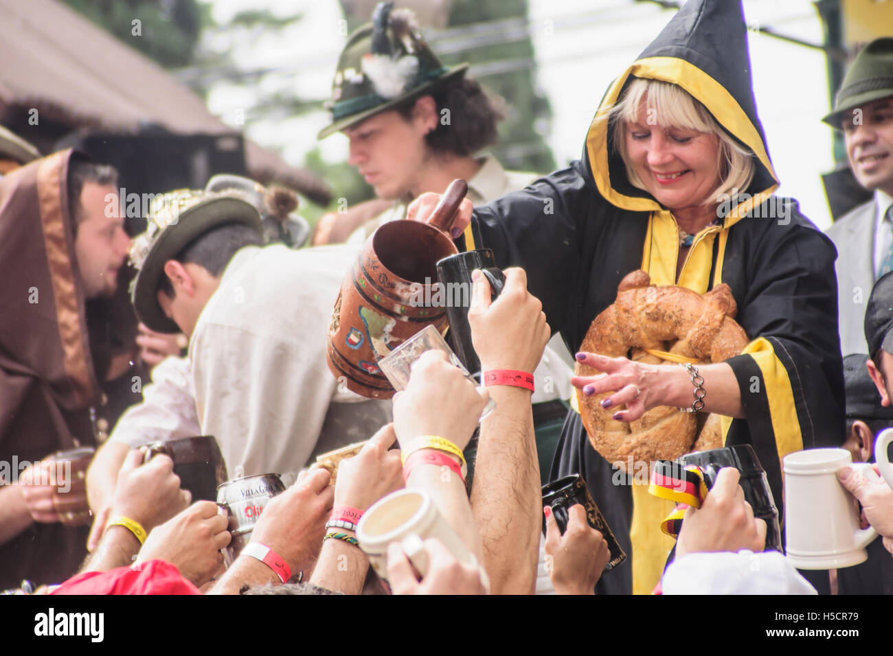 VILLA GENERAL BELGRANO - OCT 04, 2009 : Fête de la bière gratuite à Villa General Belgrano, dans, Cordoba, Argentine. Banque D'Images