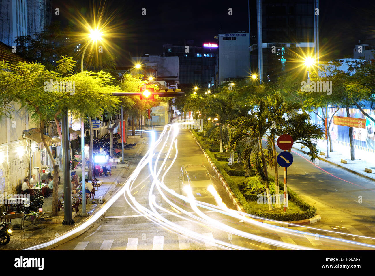 Ho Chi Minh ville la nuit Banque D'Images