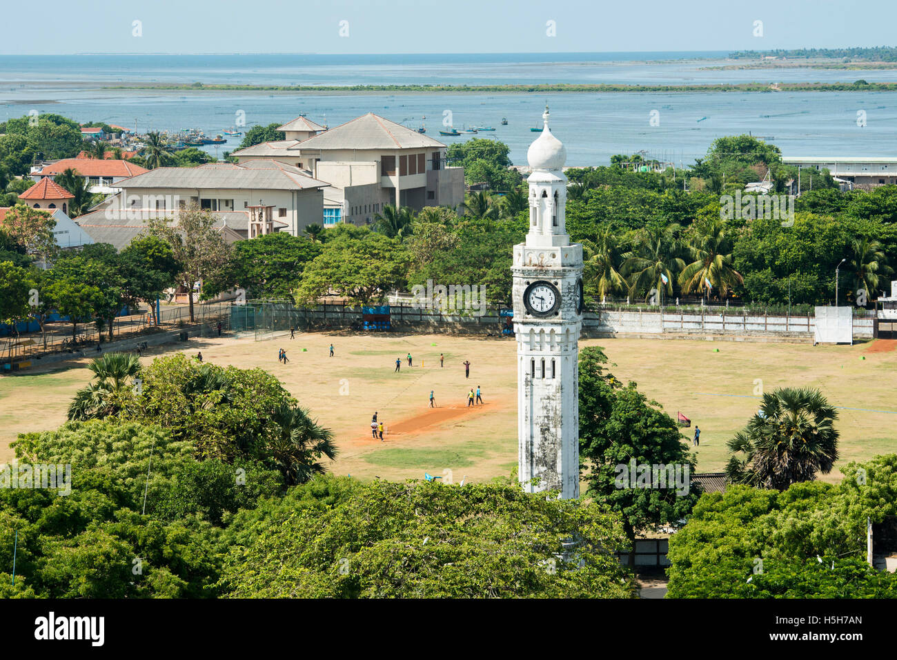 L'horloge, construite en 1875, en face de la zone de cricket, Jaffna, Sri Lanka Banque D'Images