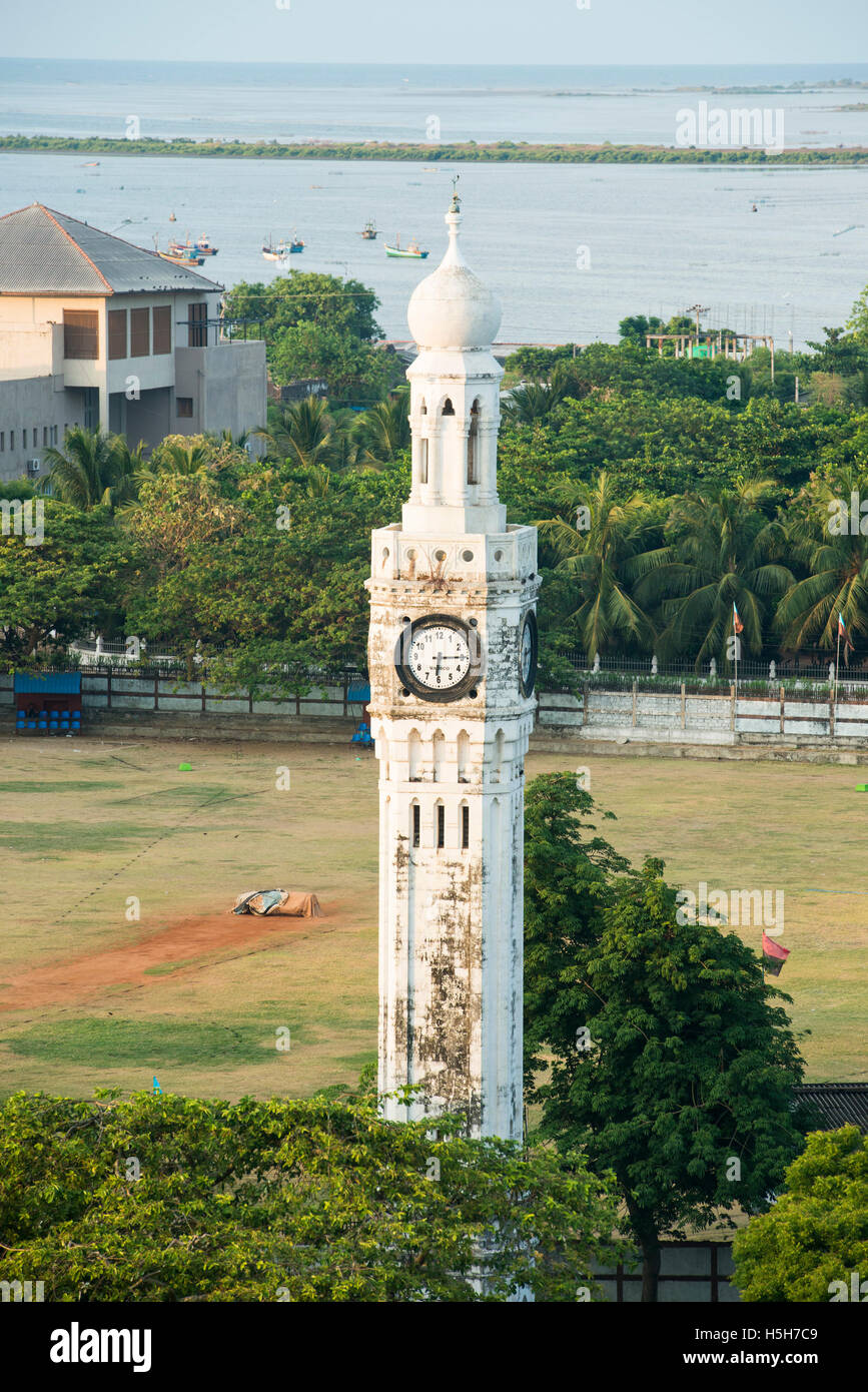 L'horloge, construite en 1875, à Jaffna, au Sri Lanka Banque D'Images