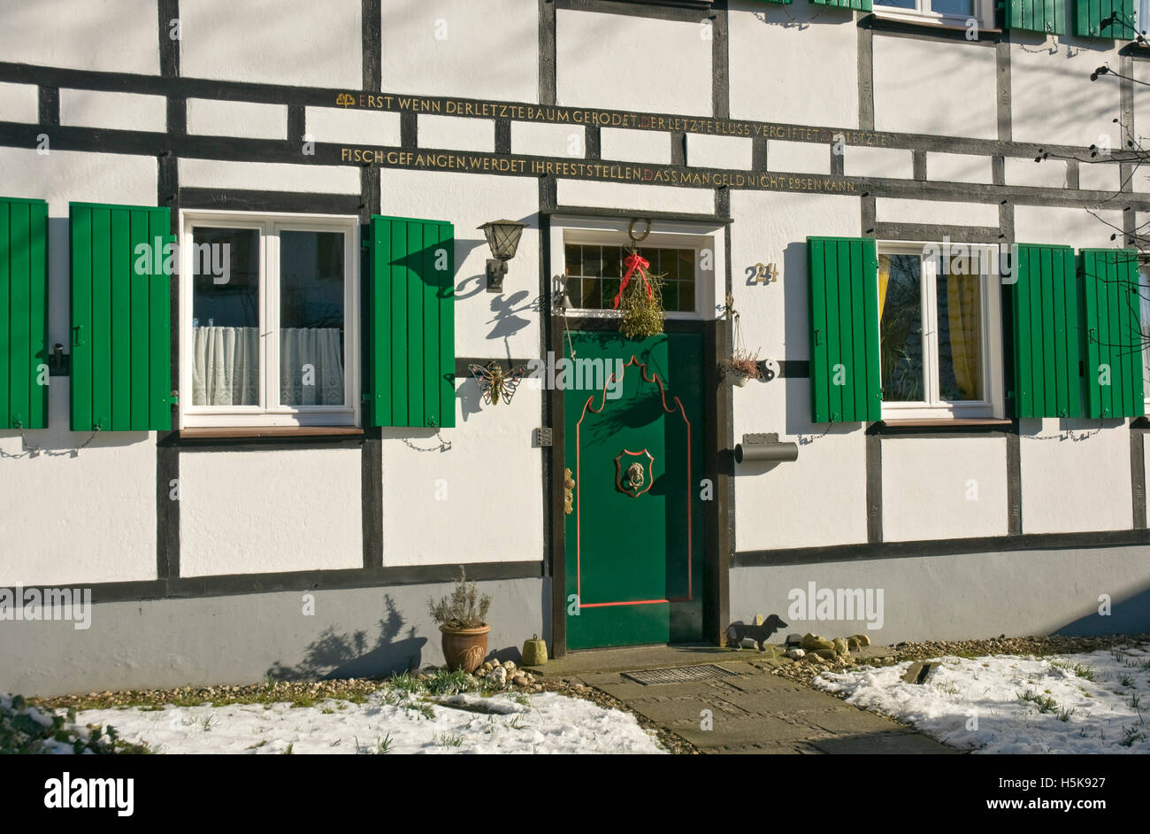 Maison dans village Gruiten, Haan, près de Düsseldorf, Rhénanie du Nord-Westphalie Banque D'Images