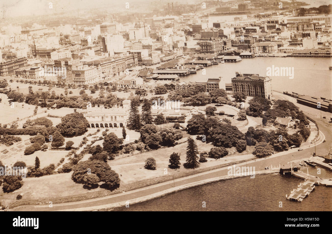 Une vue sur les jardins botaniques en 1934, mettant en valeur les collections de plantes et l'aménagement paysager. Ces jardins représentent un site d'intérêt botanique et d'étude environnementale. Banque D'Images