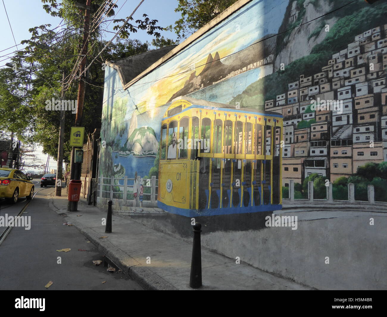 Rio de Janeiro Brésil 2016 L'art de mur de tram ( Bonde ) à Santa Teresa de Rio Banque D'Images
