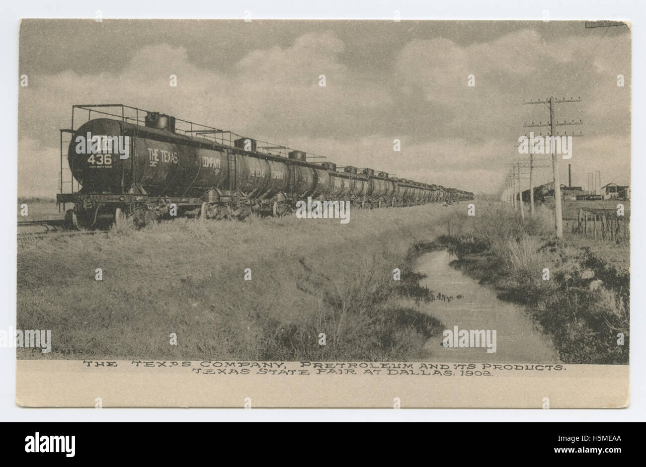 La Texas Company, fondée au début du XXe siècle, était un acteur majeur de l’industrie pétrolière, contribuant à la croissance du secteur pétrolier texan. Lors de la State Fair of Texas, la société a présenté ses produits, soulignant son rôle dans le boom pétrolier américain. Banque D'Images