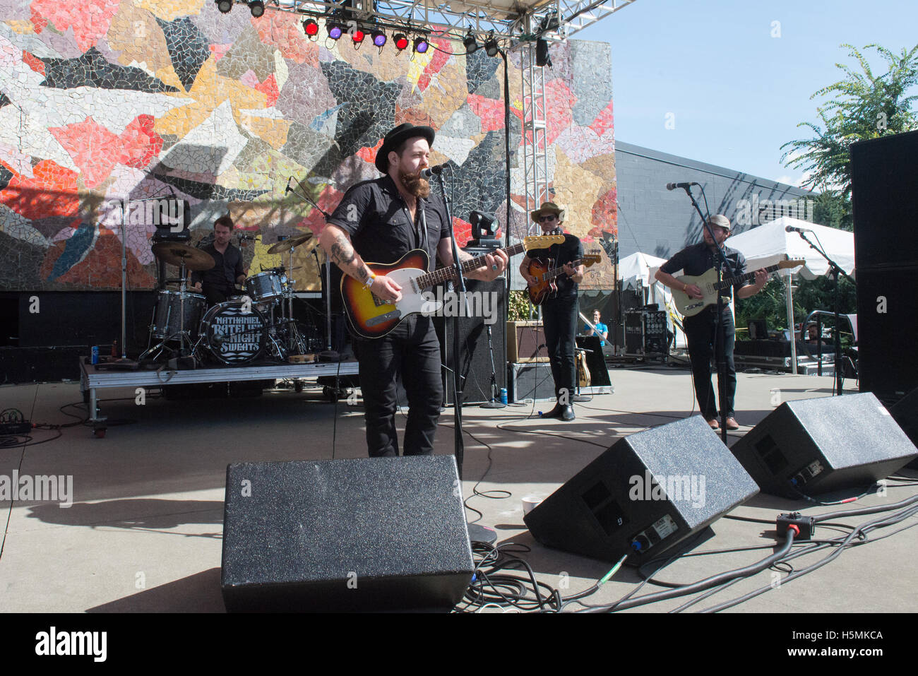 Nathaniel Rateliff et la nuit Sue effectue au Bumbershoot festival le 7 septembre 2015 à Seattle, Washington Banque D'Images