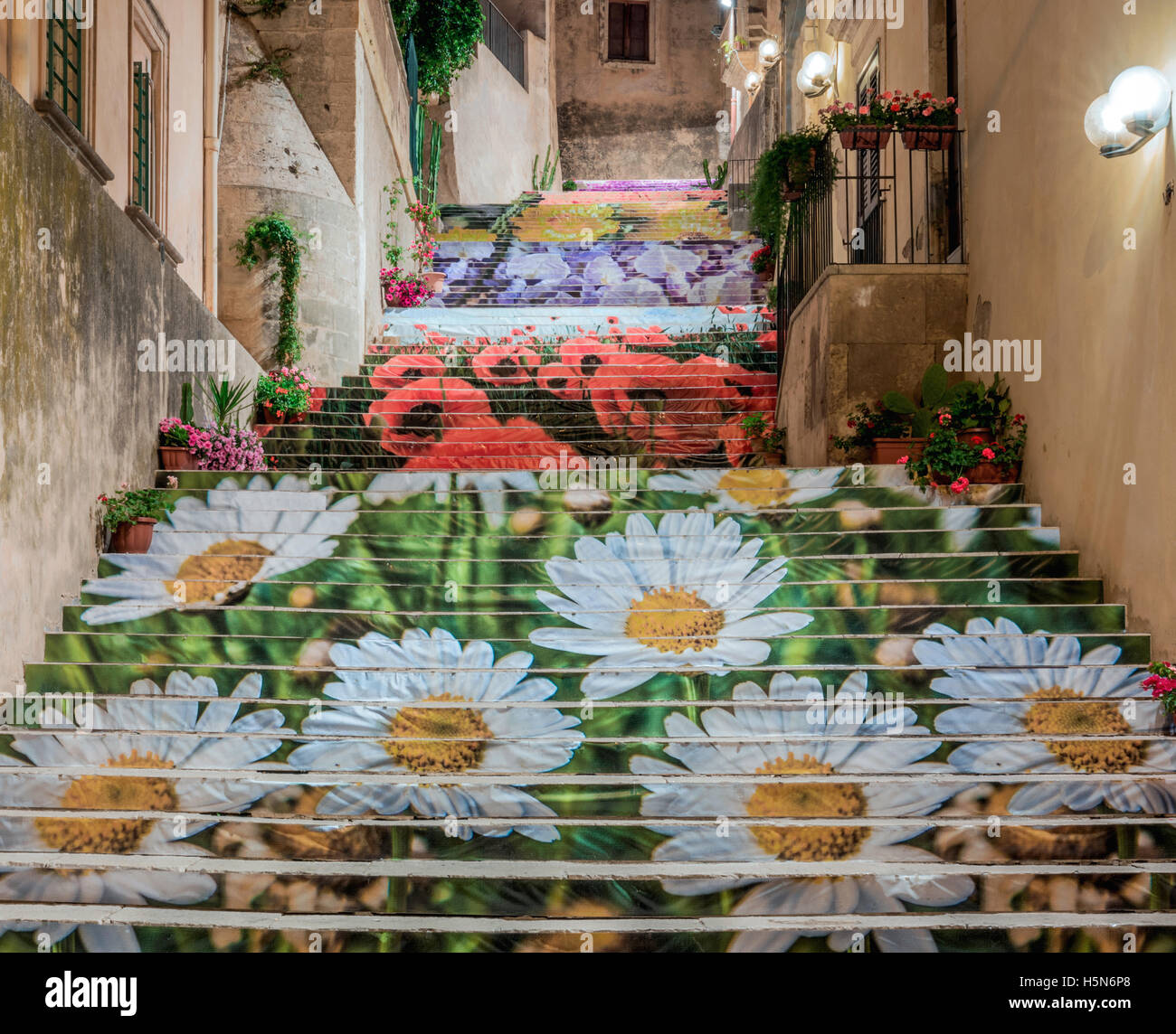 Noto en Sicile, marches en fleur Banque D'Images
