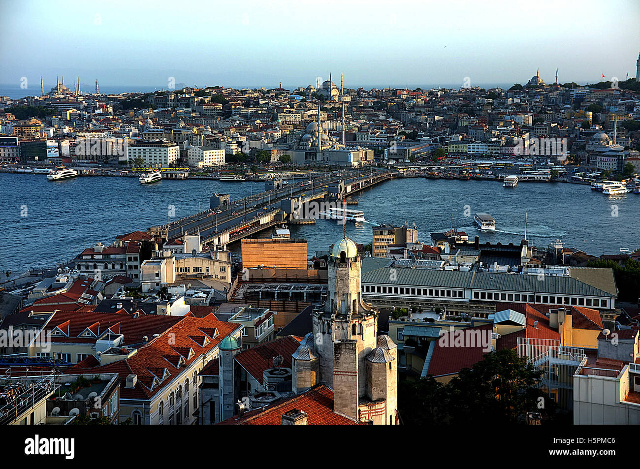 Le pont de Galata à Istanbul / Golden Horn Banque D'Images