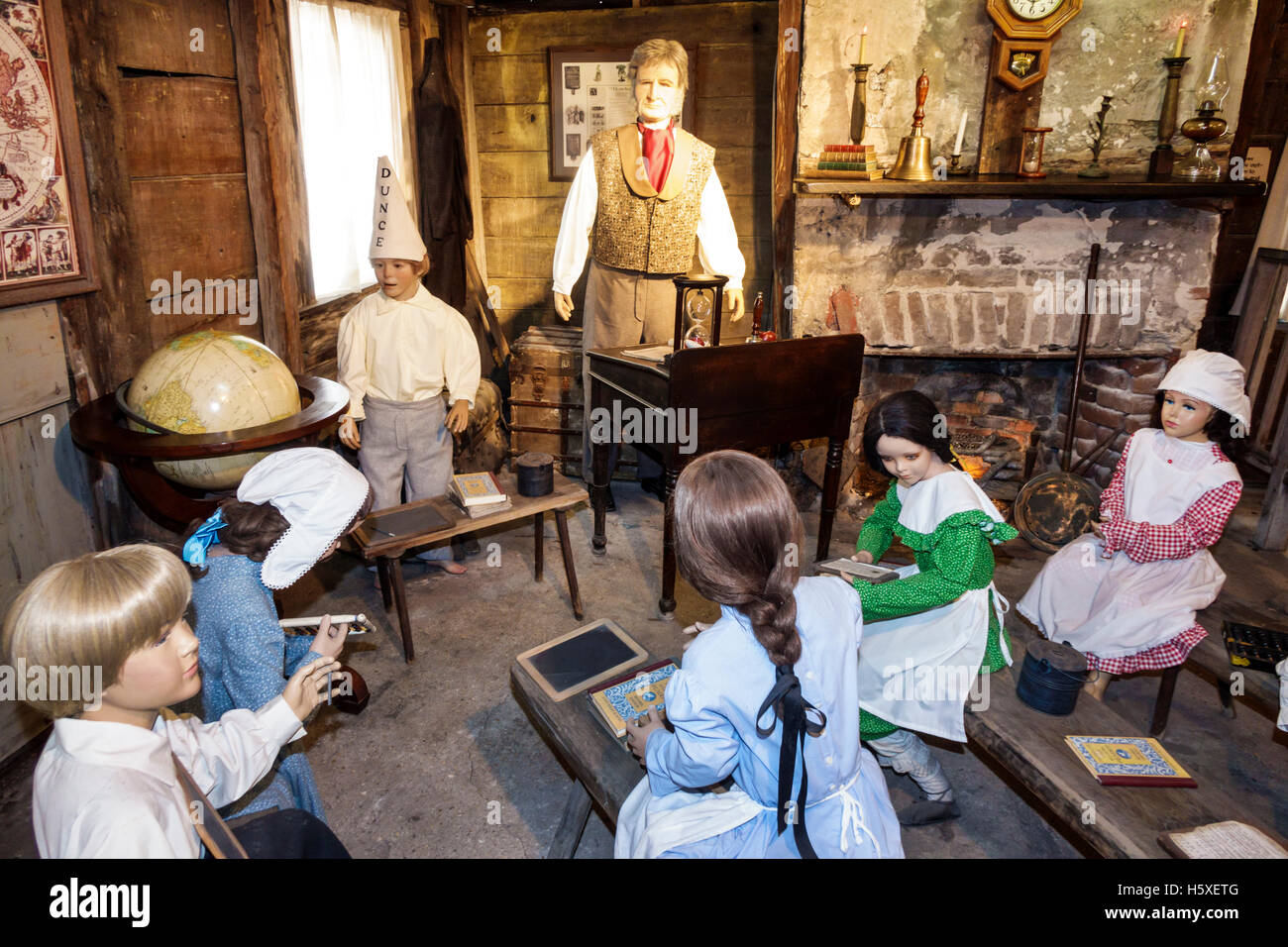 Saint Augustine Floride, St. George Street,la plus ancienne école en bois,intérieur,une salle,étudiants élèves éducation élèves élèves élèves,enseignant,manne Banque D'Images