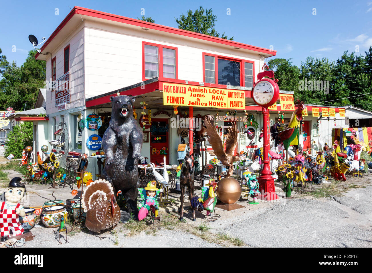 St Saint Augustine Floride, US 1 Dixie Highway, marché aux puces, ornements de pelouse, vente d'exposition en bord de route, FL160803066 Banque D'Images