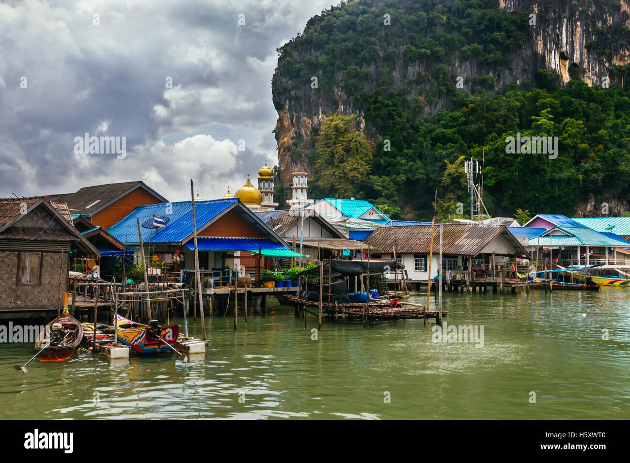 Le village de pêcheurs musulmans sur Koh Panyee, Thaïlande Banque D'Images