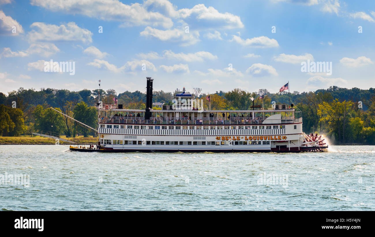 Louisville, Kentucky, USA - 15 octobre 2016 : La Belle of Louisville est le plus ancien de style Rivière Mississippi steamboat dans Banque D'Images