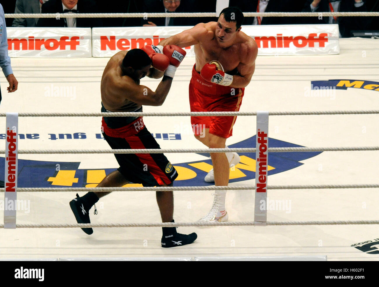 La boxe, Wladimir Klitschko, UKR, vs. Eddie Chambers, USA, Heavyweight Championship lutte dans l'Esprit Arena de Düsseldorf, Banque D'Images