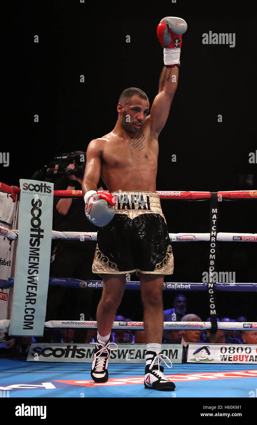 Kal Yafai célèbre sa victoire sur Jhonson Tellez pendant l'Super-Flyweight au concours Barclaycard Arena, Birmingham. Banque D'Images